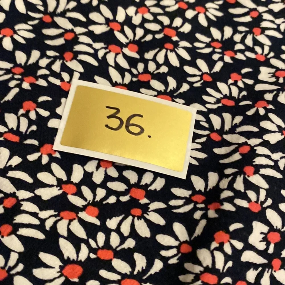 J. Crew Flex Washed floral print short sleeves button down shirt. Size Xs